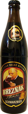Das Bier Březňák Schwarzbier wird hier als Produktbild gezeigt.