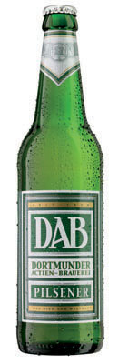 Das Bier DAB Pilsener wird hier als Produktbild gezeigt.