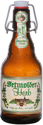Das Bier Detmolder Herb wird hier als Produktbild gezeigt.