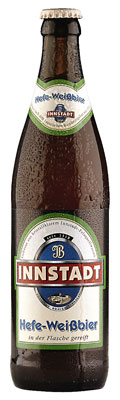 Das Bier Innstadt Hefe-Weißbier wird hier als Produktbild gezeigt.