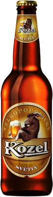 Das Bier Kozel Světlý wird hier als Produktbild gezeigt.